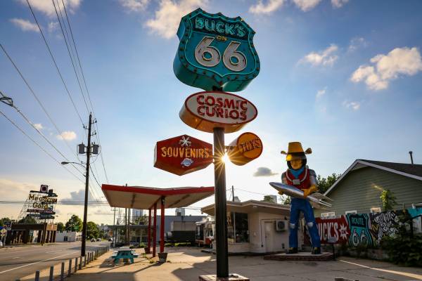 Vintage Route 66 sign in Oklahoma